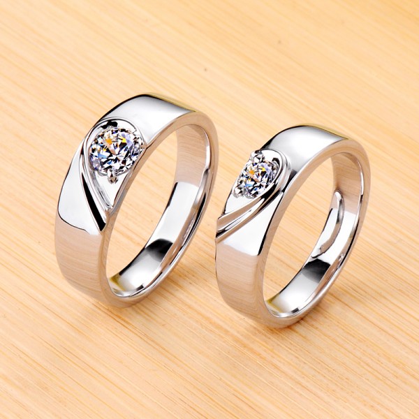 Engravable Matching Heart Moissanite Couple Wedding Rings In Silver 4786